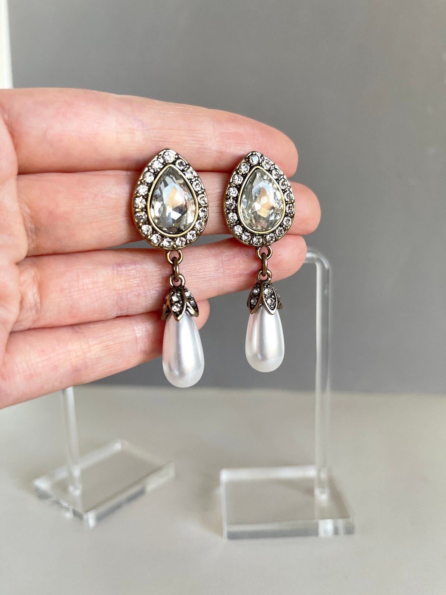 Vintage Teardrop Pearl Earrings